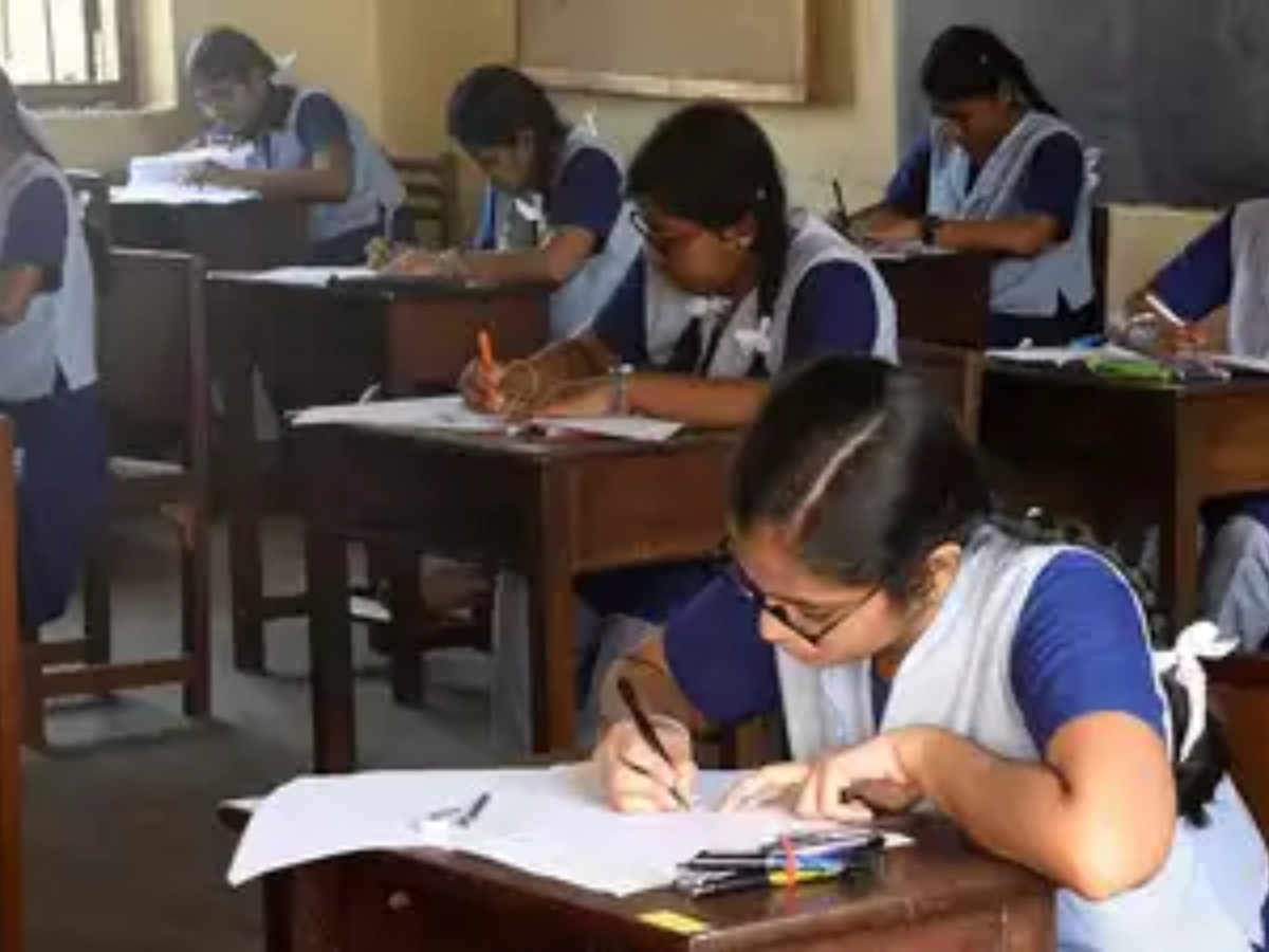 सीबीएसई (CBSE) ने 10वीं और 12वीं की प्रैक्टिकल परीक्षाओं की तिथियां जारी कर दी हैं, शेड्यूल यहां देखें